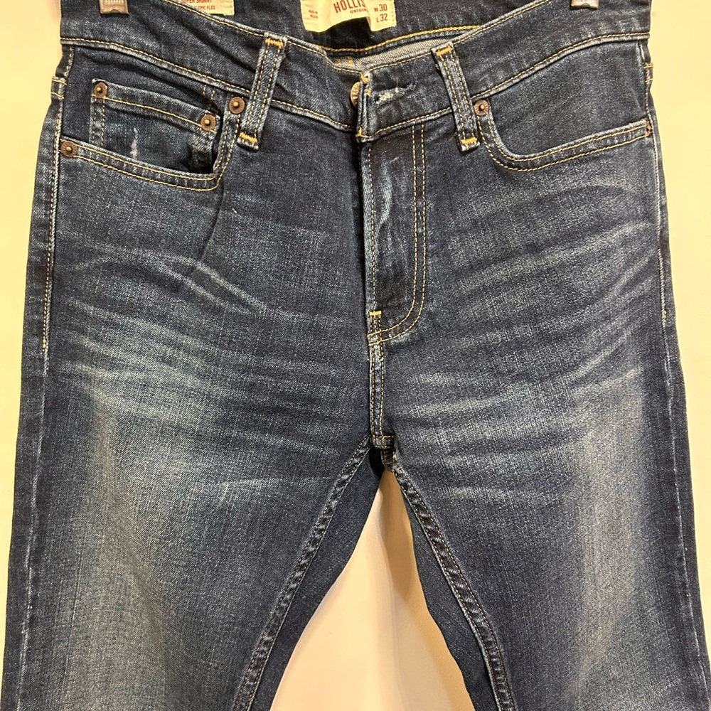 Jean - Picture 2 of 9